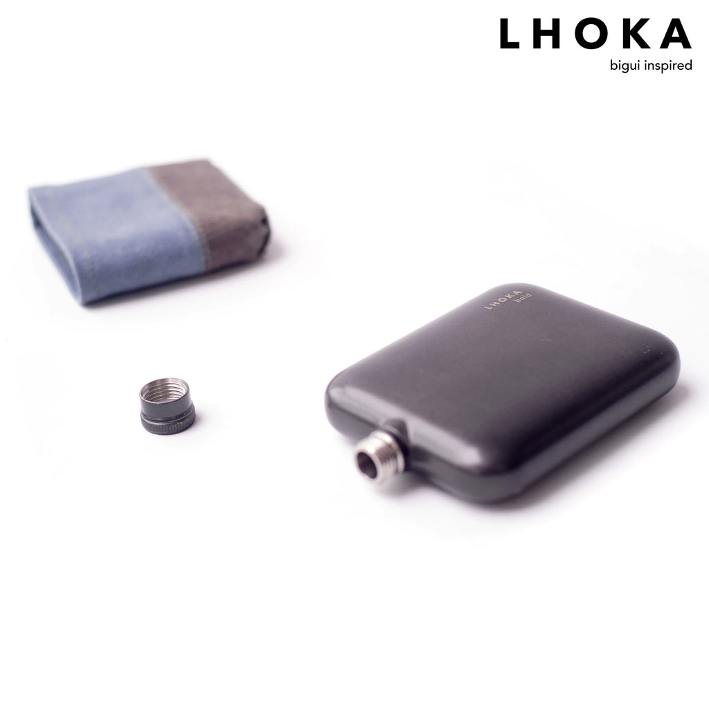 Pebble 055 Flat Hip Flask - product detail view 2