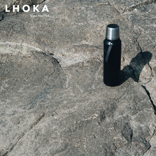 Black Insulated Outdoor Bottle - product detail view 2